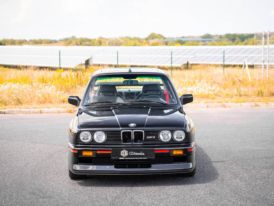 Image 14/91 de BMW M3 Sport Evo (1990)