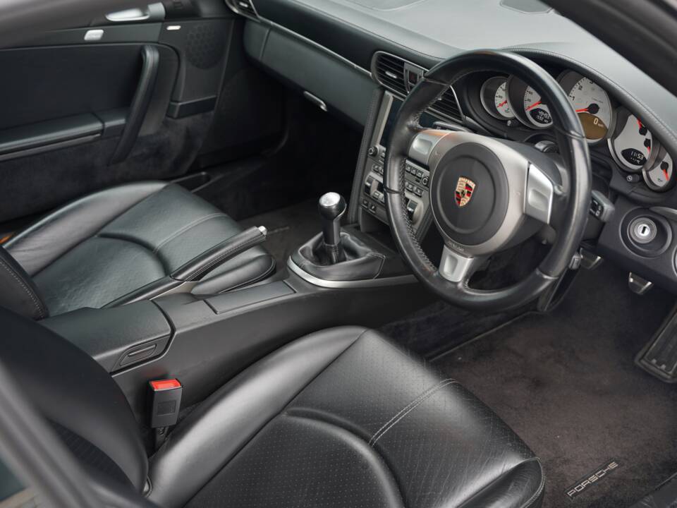 Bild 12/50 von Porsche 911 Carrera 4S (2007)