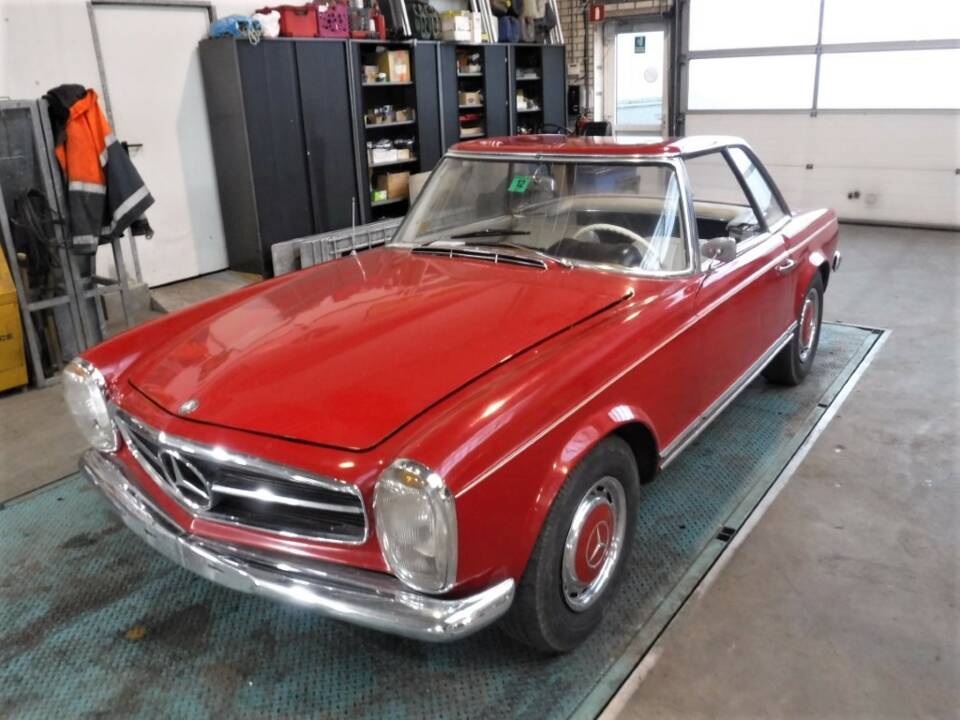 Immagine 24/50 di Mercedes-Benz 230 SL (1964)