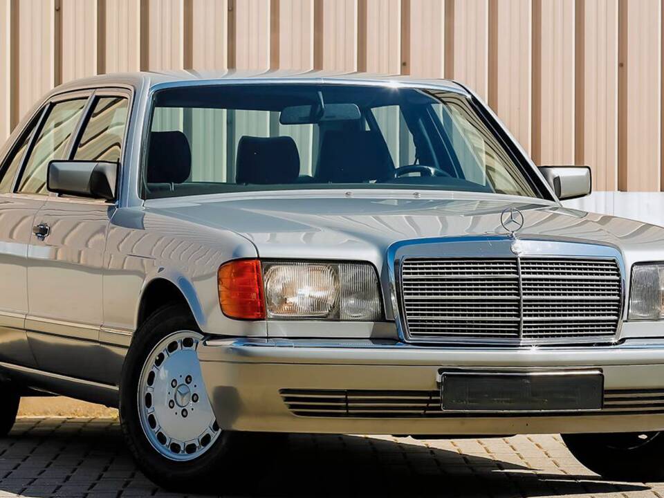Image 1/21 of Mercedes-Benz 500 SEL (1990)