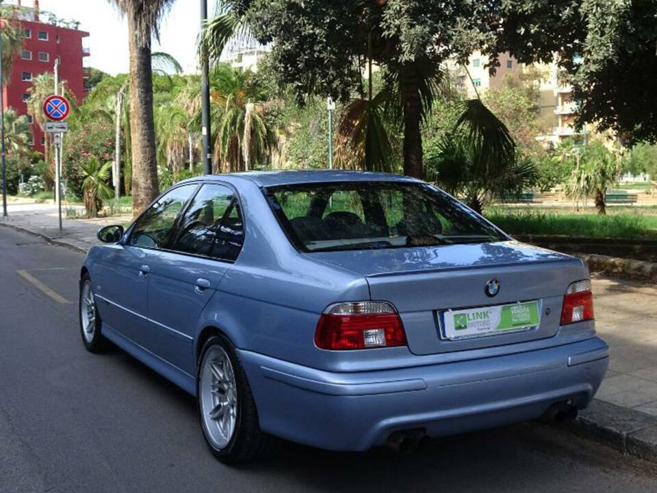 Image 2/10 of BMW M5 (1999)