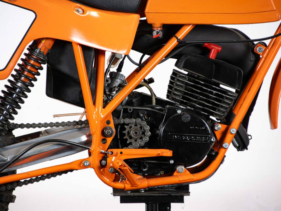 Image 20/46 of Can-Am 125 MX-6 (1980)
