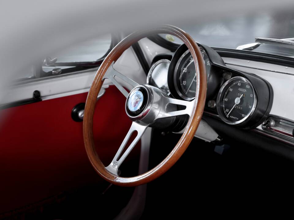 Image 24/47 of Abarth Fiat 850 TC (1965)