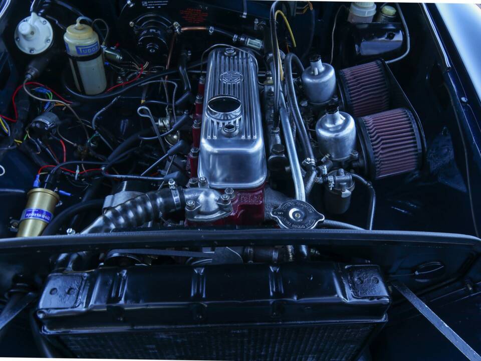 Image 34/50 de MG MGB (1966)