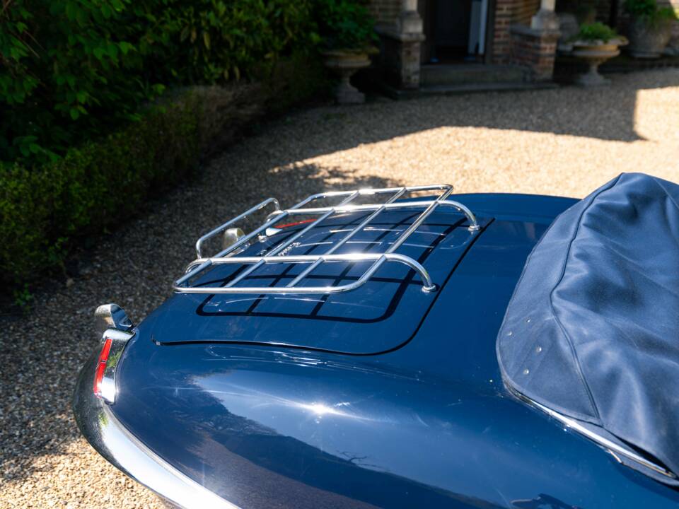Bild 44/50 von Jaguar XK-E (1967)