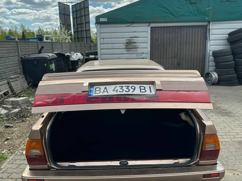 Image 26/72 of Audi Coupe GT (1985)