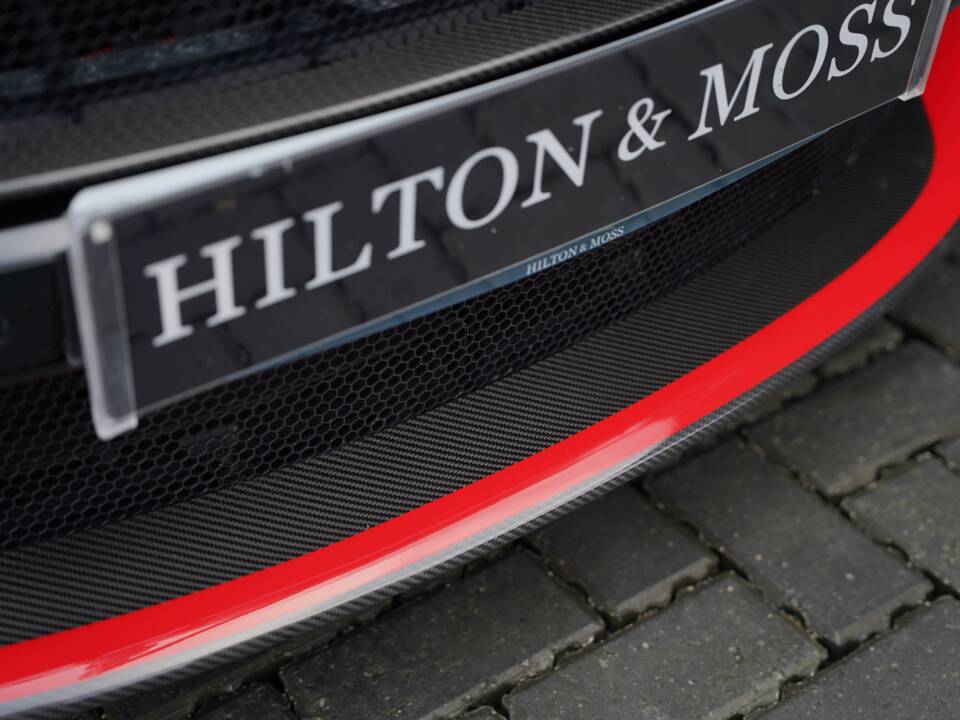 Image 31/50 of Aston Martin Vanquish S Volante (2018)