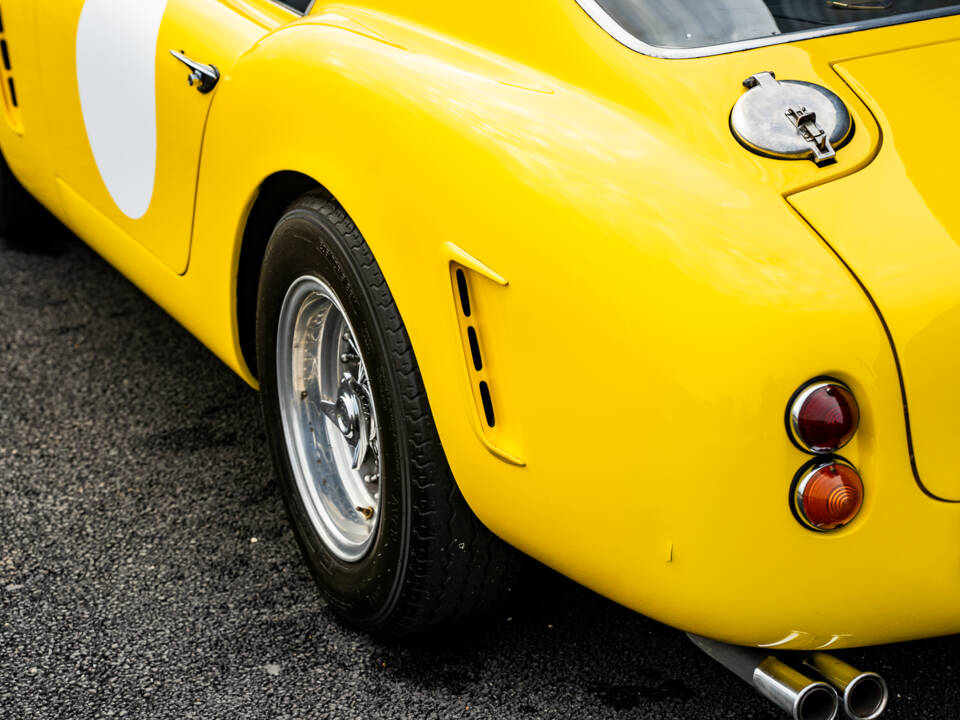 Image 23/68 of Ferrari 250 GT SWB Berlinetta (1960)