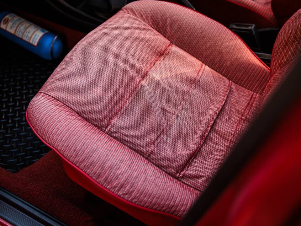 Immagine 47/50 di Volkswagen Golf I GL (1982)