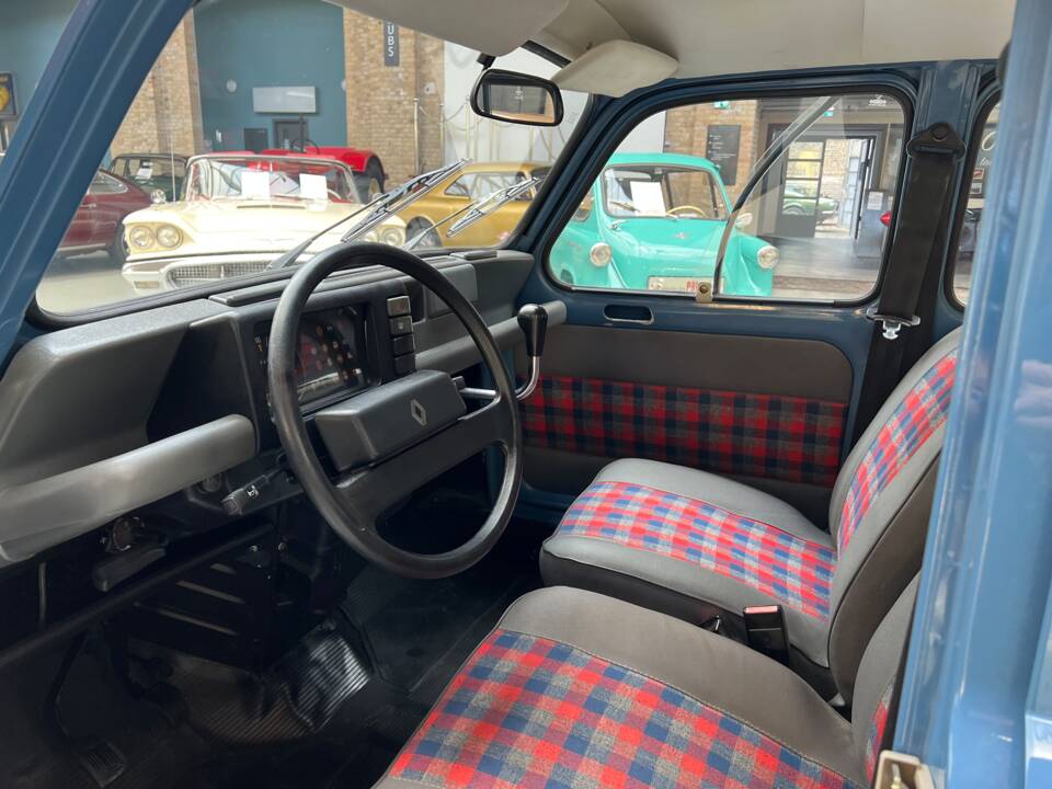 Imagen 9/32 de Renault R 4 TL (1985)
