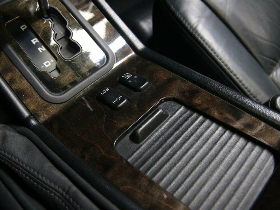 Imagen 28/50 de Mercedes-Benz G 500 (SWB) (2006)