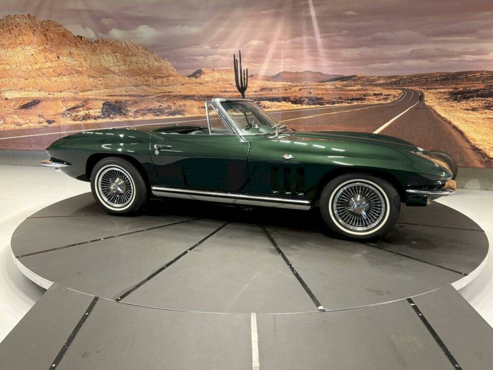 Bild 6/35 von Chevrolet Corvette Sting Ray Convertible (1965)
