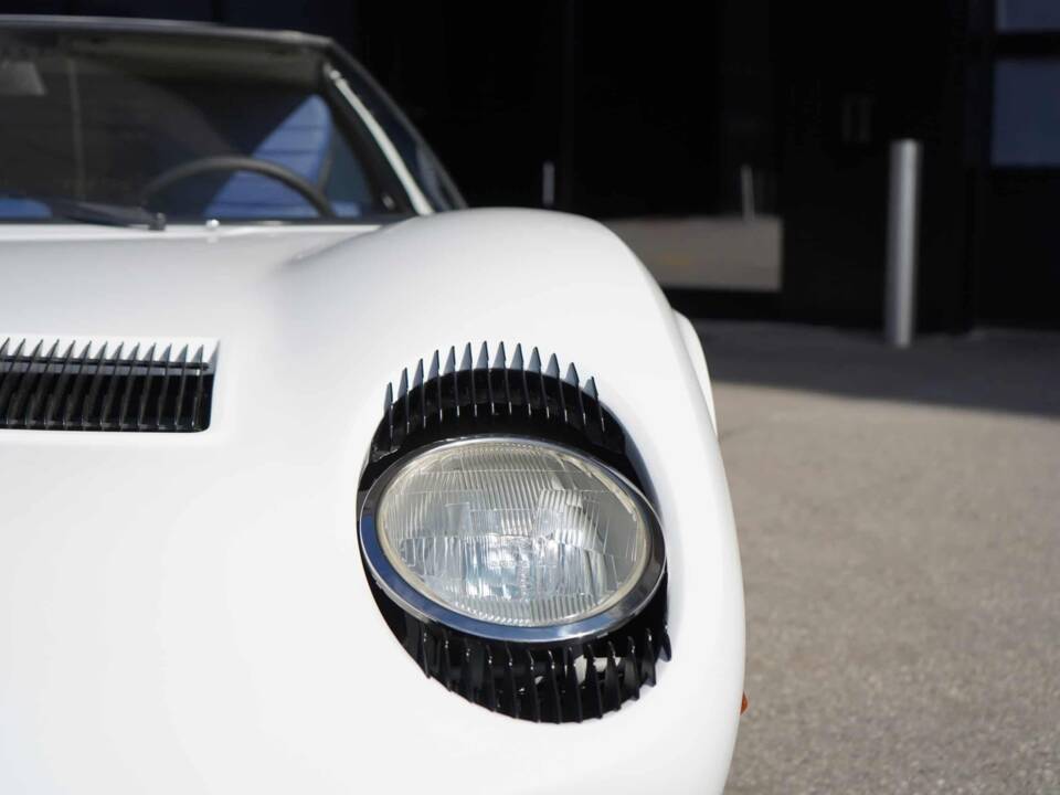 Afbeelding 60/74 van Lamborghini Miura P 400 (1968)