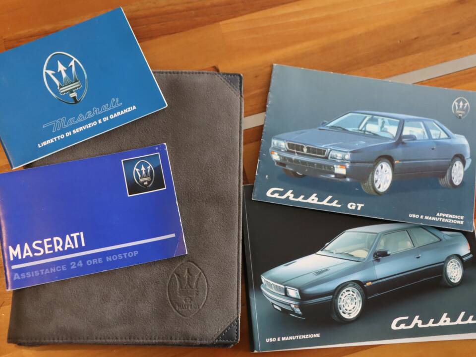 Bild 6/50 von Maserati Ghibli 2.0 (1995)