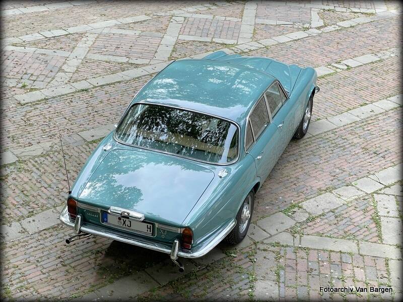 Bild 3/21 von Jaguar XJ 6 4.2 (1974)