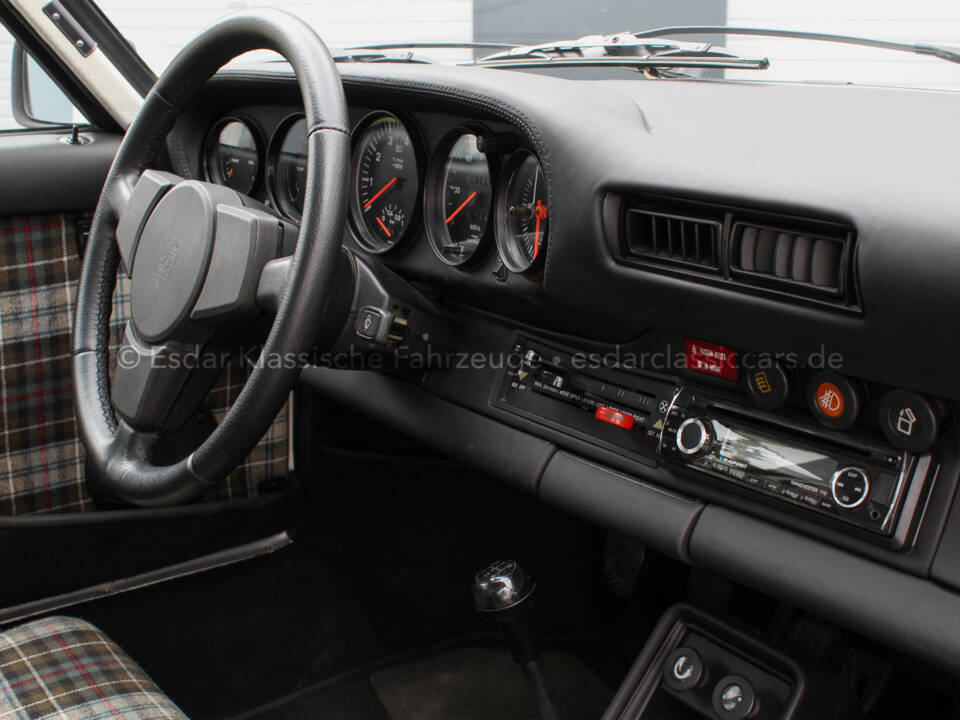 Image 11/31 of Porsche 911 Turbo 3.3 (1978)