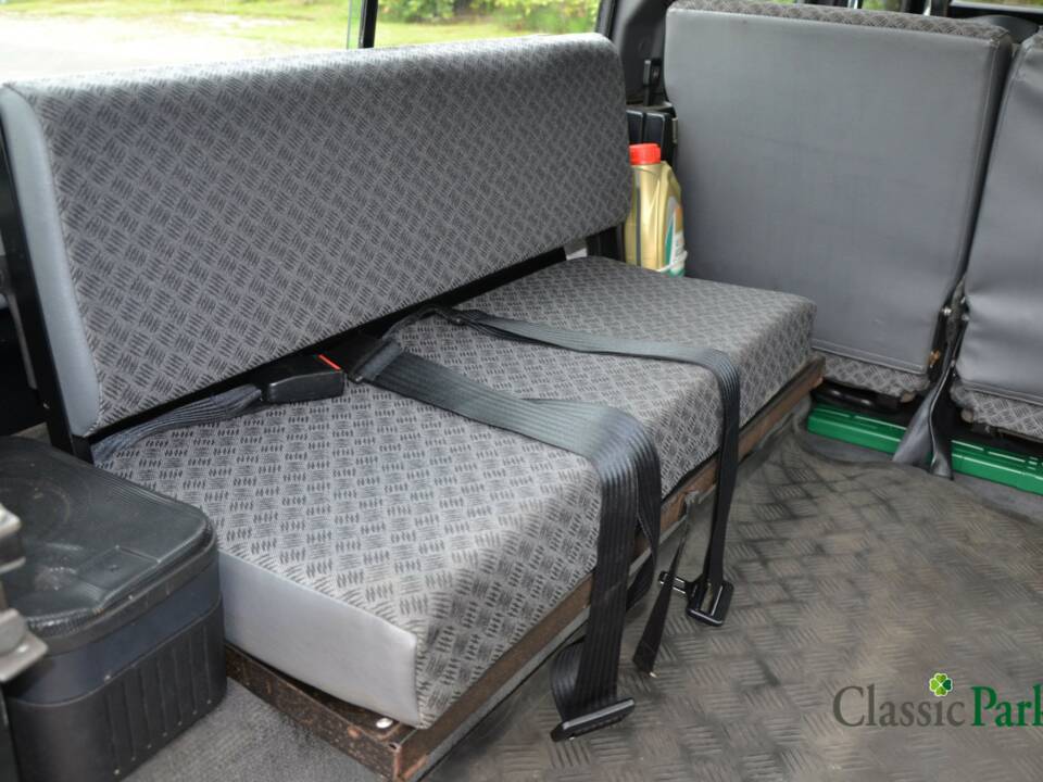 Afbeelding 30/50 van Land Rover Defender 110 Td5 (2000)