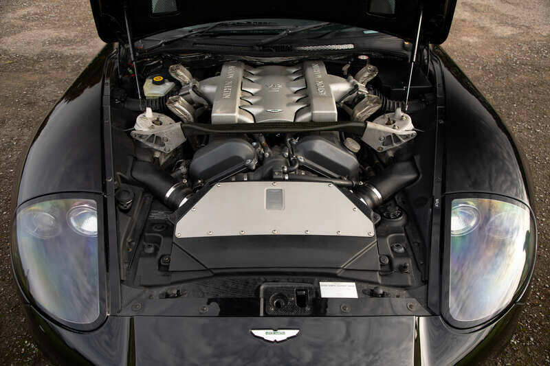 Image 48/50 of Aston Martin V12 Vanquish S (2005)