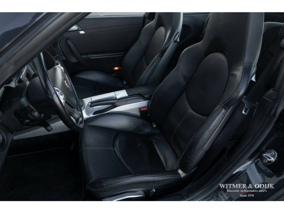 Image 13/34 of Porsche 911 Carrera S (2005)