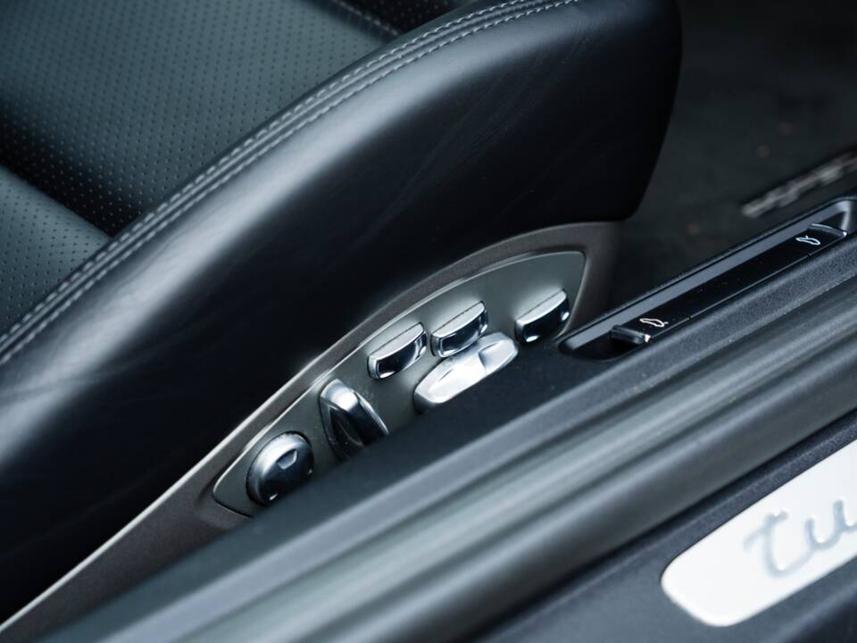 Bild 35/52 von Porsche 911 Turbo S (2017)