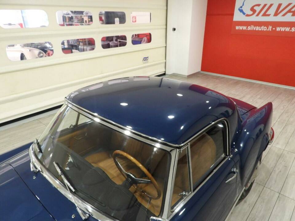 Image 8/10 of Lancia Aurelia B24 Convertible (1958)