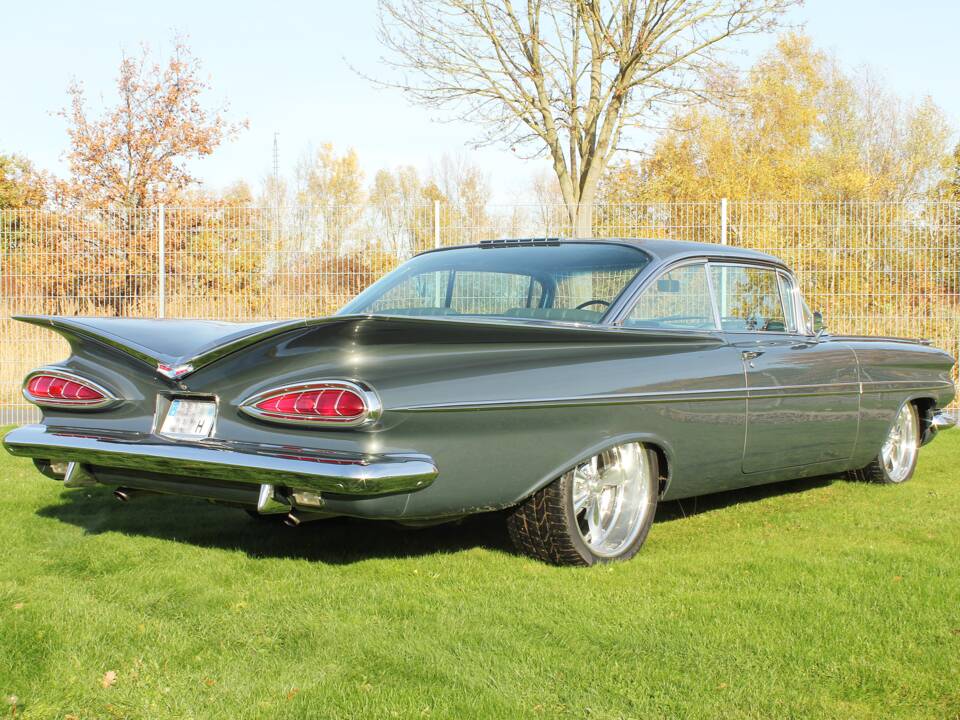 Bild 7/39 von Chevrolet Impala Sport Coupe (1959)