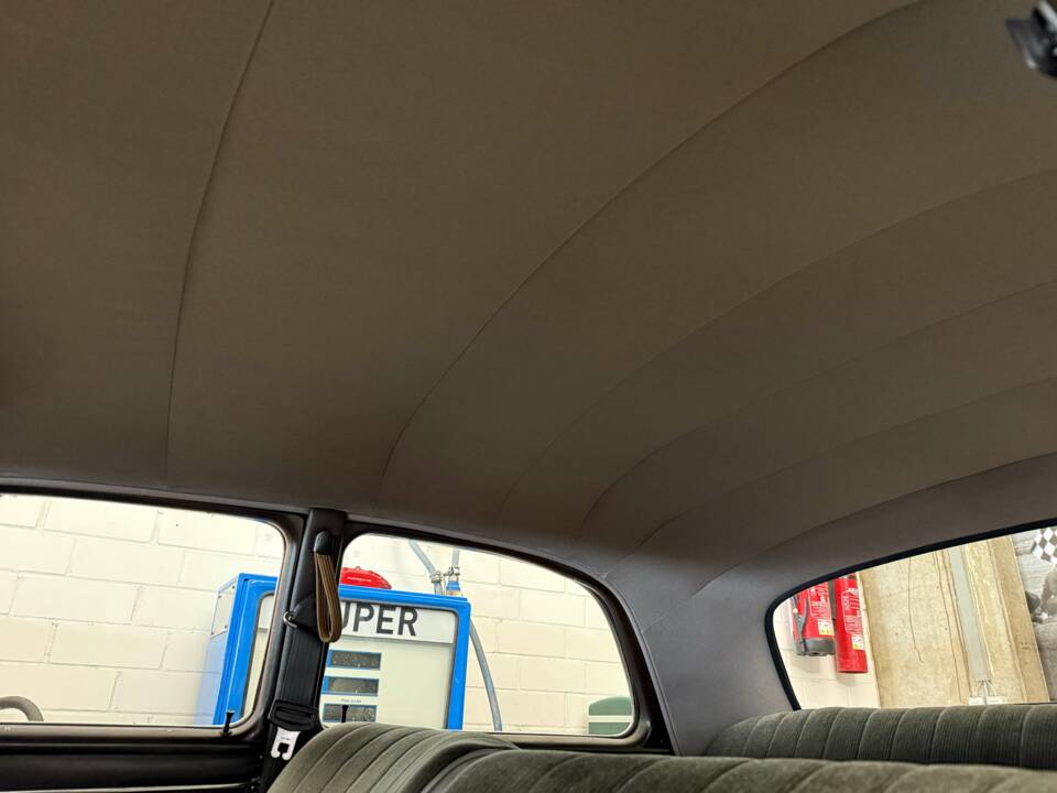 Image 9/18 of Mercedes-Benz 180 Db (1961)