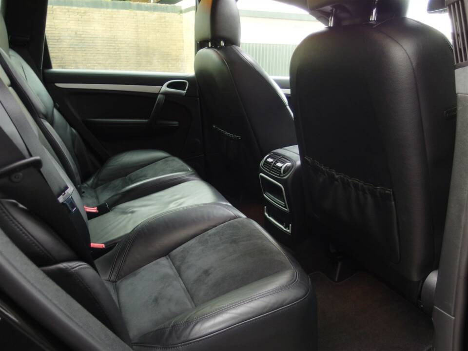 Immagine 56/99 di Porsche Cayenne GTS (2008)
