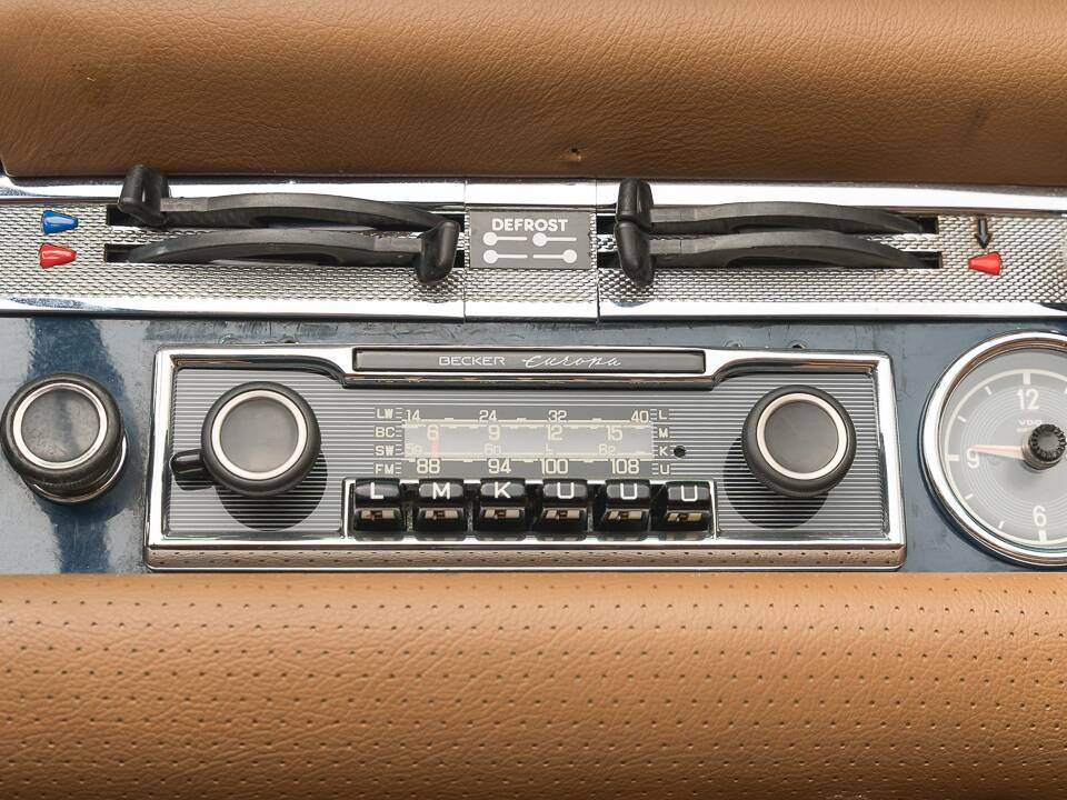 Bild 17/27 von Mercedes-Benz 280 SL (1969)