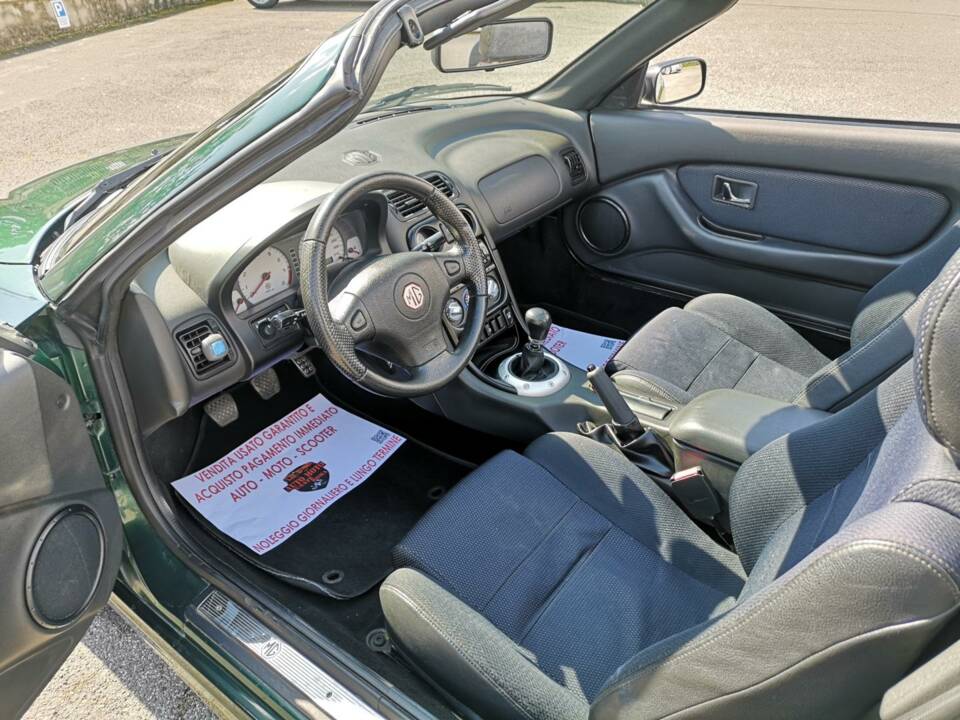 Bild 18/42 von MG TF 115 (2002)