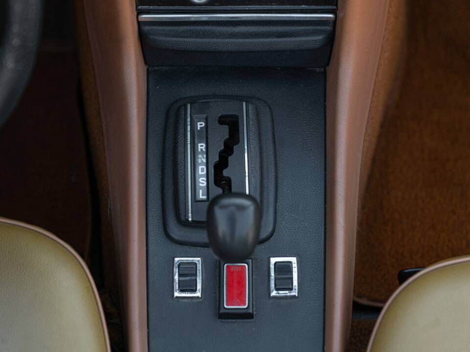 Obraz 41/50 pojazdu Mercedes-Benz 450 SL (1977)