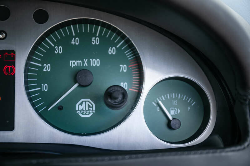 Image 18/41 of MG XPower SV (2007)