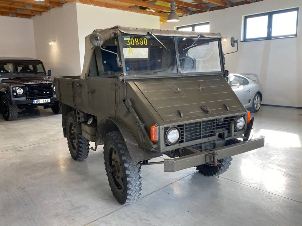 Afbeelding 6/67 van Mercedes-Benz Unimog 2010 (1951)
