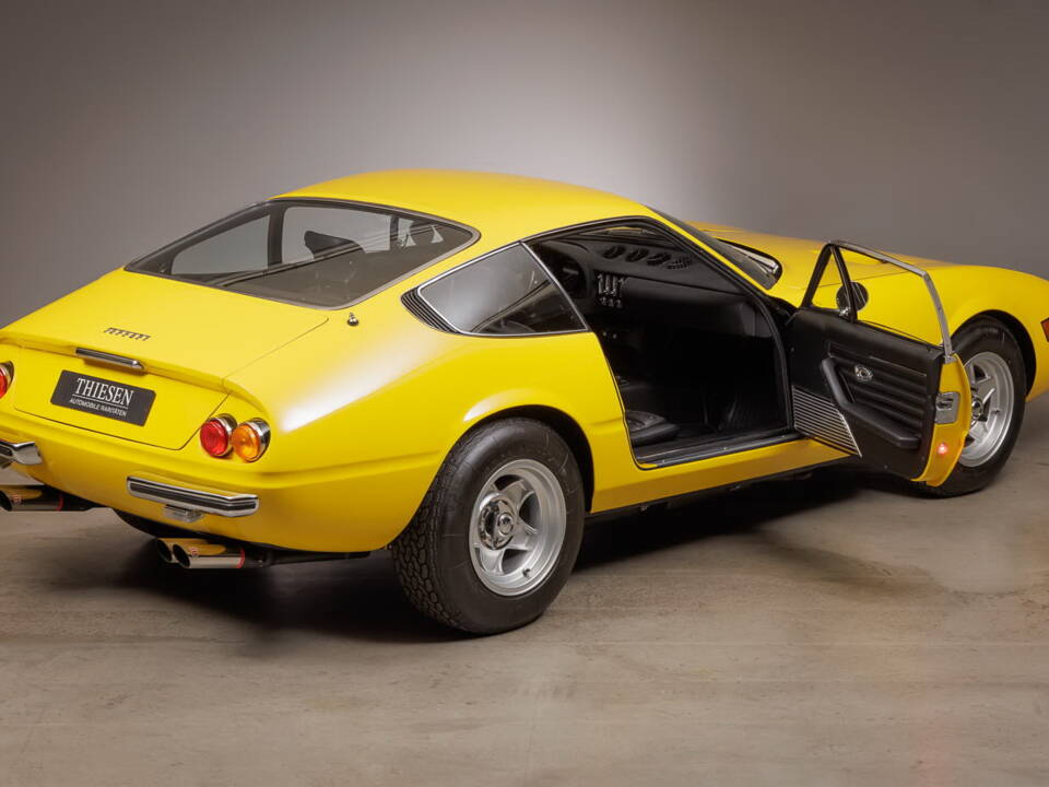 Bild 34/50 von Ferrari 365 GTB&#x2F;4 Daytona (1972)