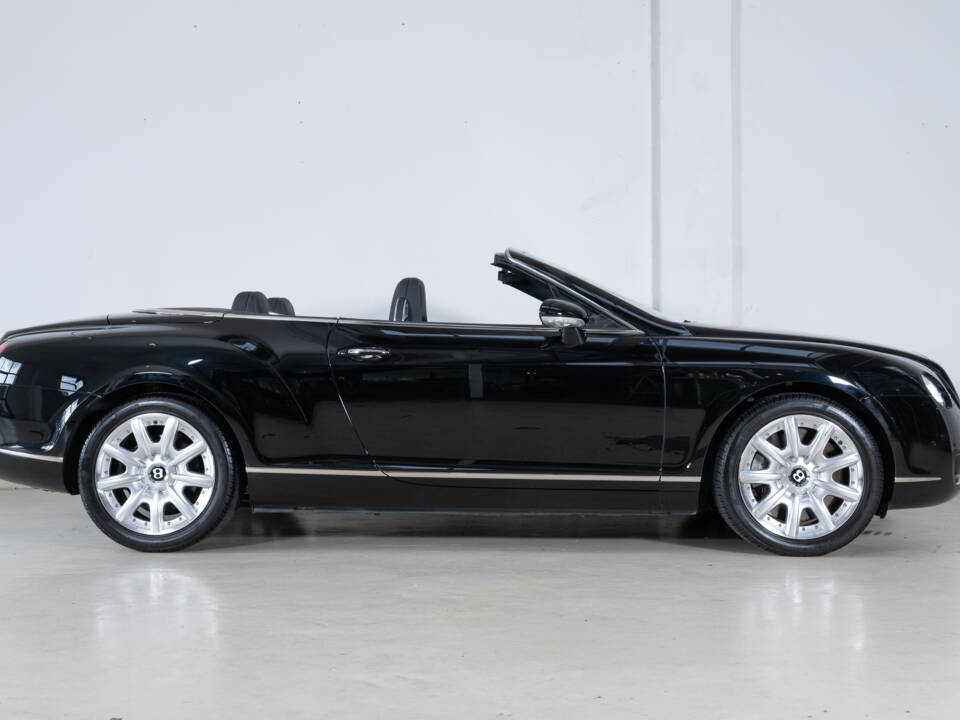 Bild 7/31 von Bentley Continental GTC (2008)