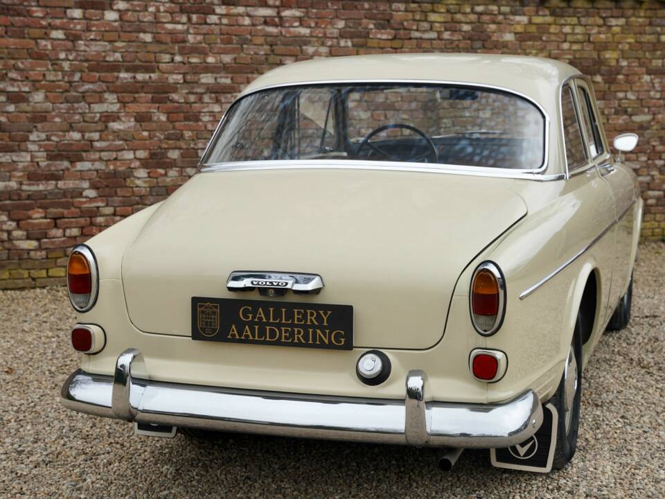 Image 31/50 of Volvo P 121 (1967)