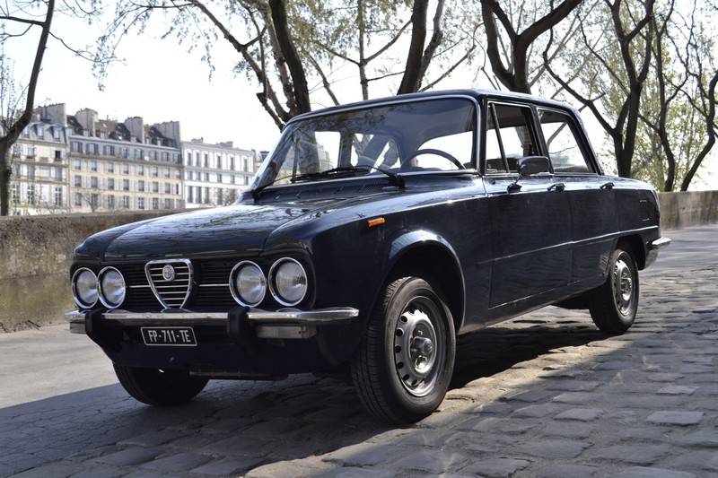 Bild 4/42 von Alfa Romeo Giulia Nuova Super 1300 (1976)
