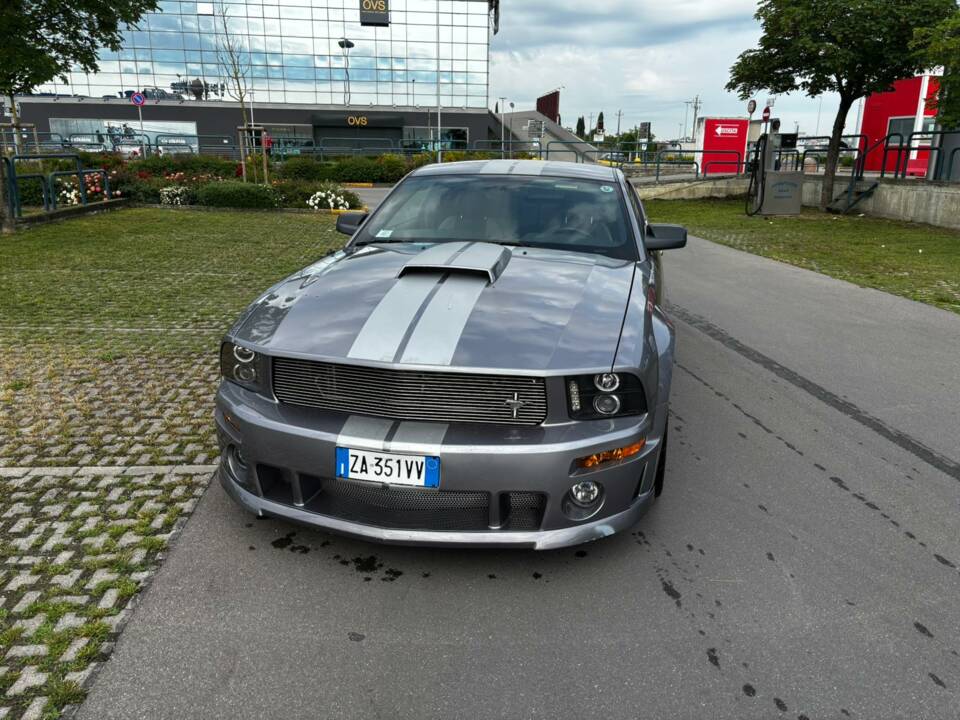 Image 2/60 of Ford Mustang GT (2005)