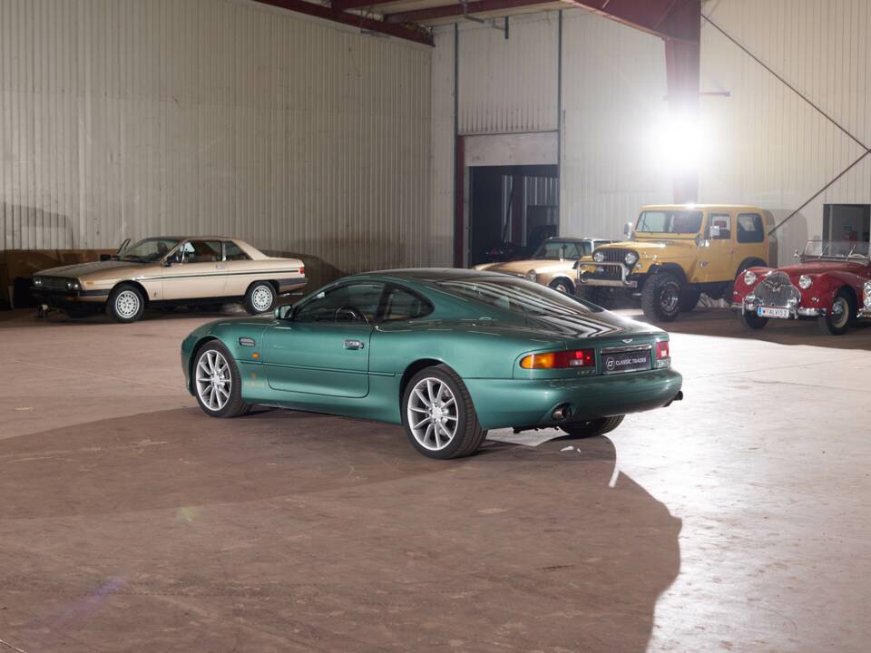 Bild 9/34 von Aston Martin DB 7 Vantage (2000)