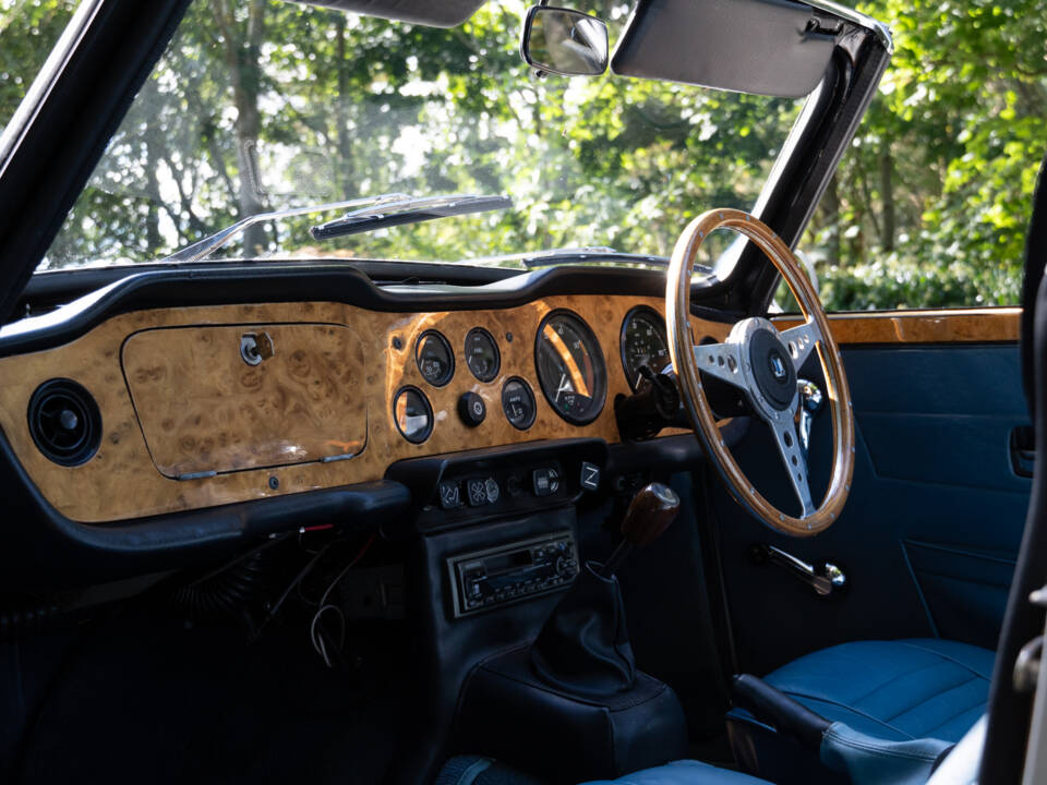 Image 10/14 de Triumph TR 6 PI (1972)