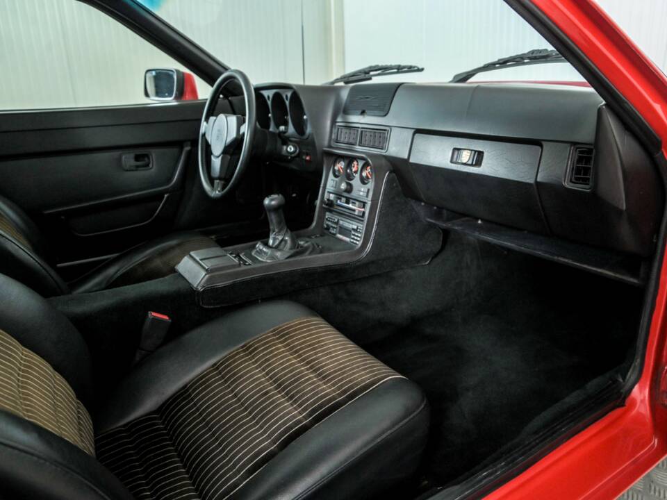 Afbeelding 12/50 van Porsche 924 S (1986)