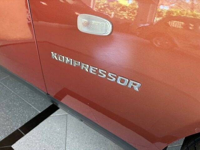 Imagen 8/15 de Mercedes-Benz SLK 230 Kompressor (1999)