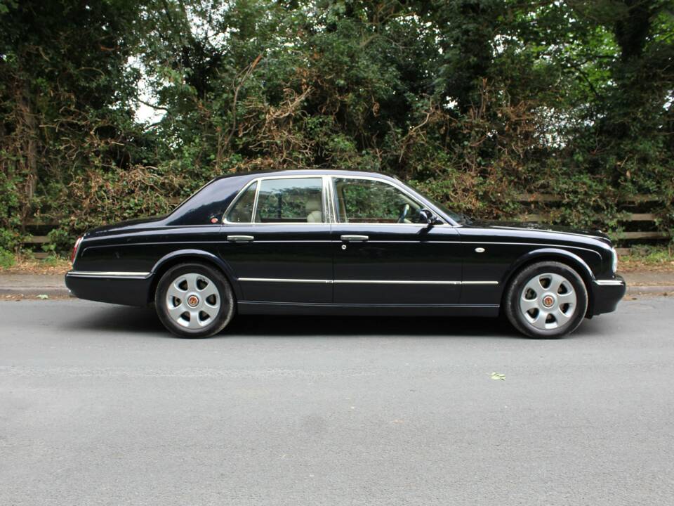 Image 7/17 de Bentley Arnage Red Label (2001)