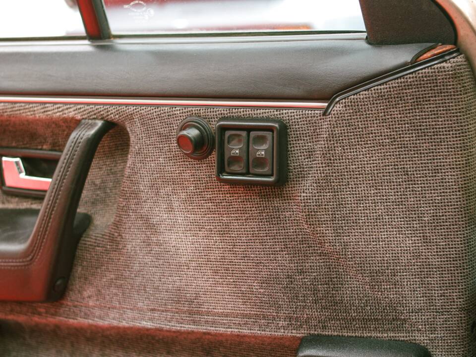 Afbeelding 32/37 van Volkswagen Passat 2.0 (1987)