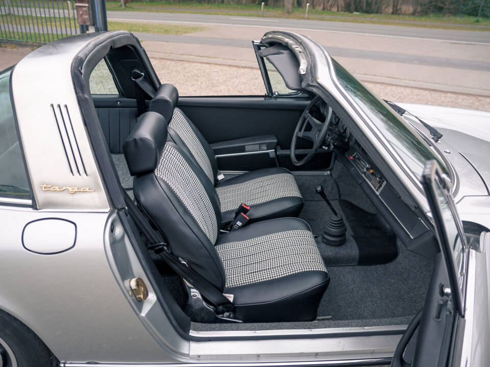 Bild 20/34 von Porsche 911 2.4 T (1972)