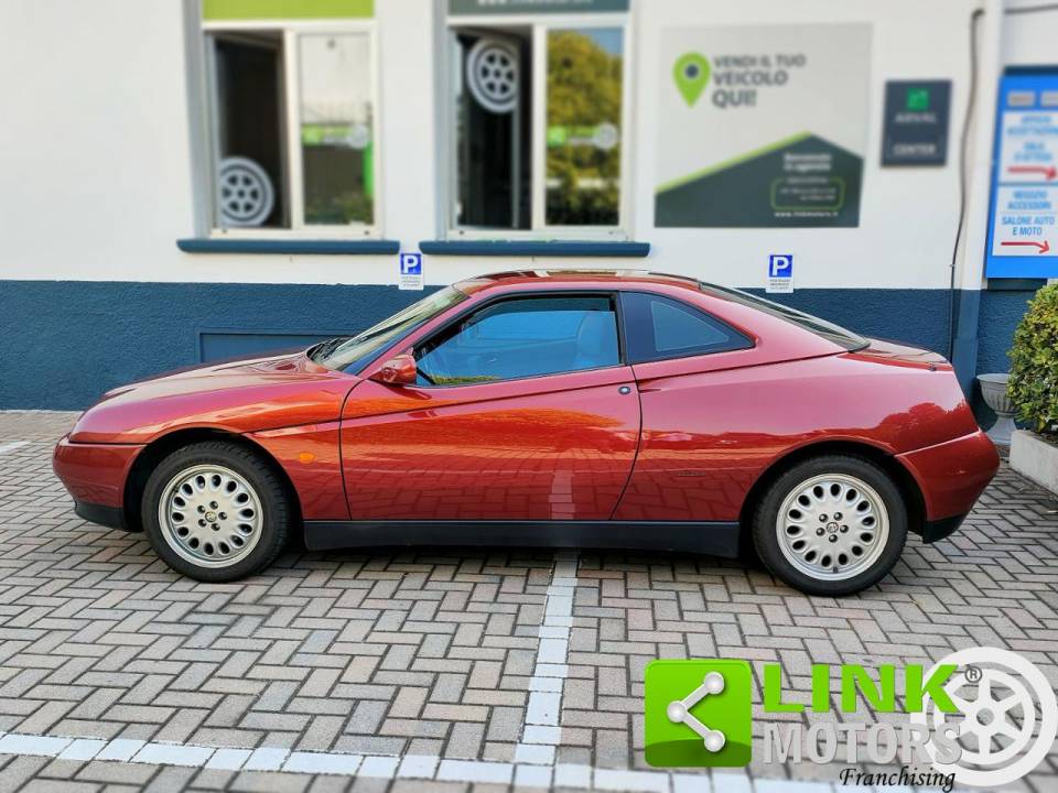 Afbeelding 4/10 van Alfa Romeo GTV 2.0 V6 Turbo (1996)