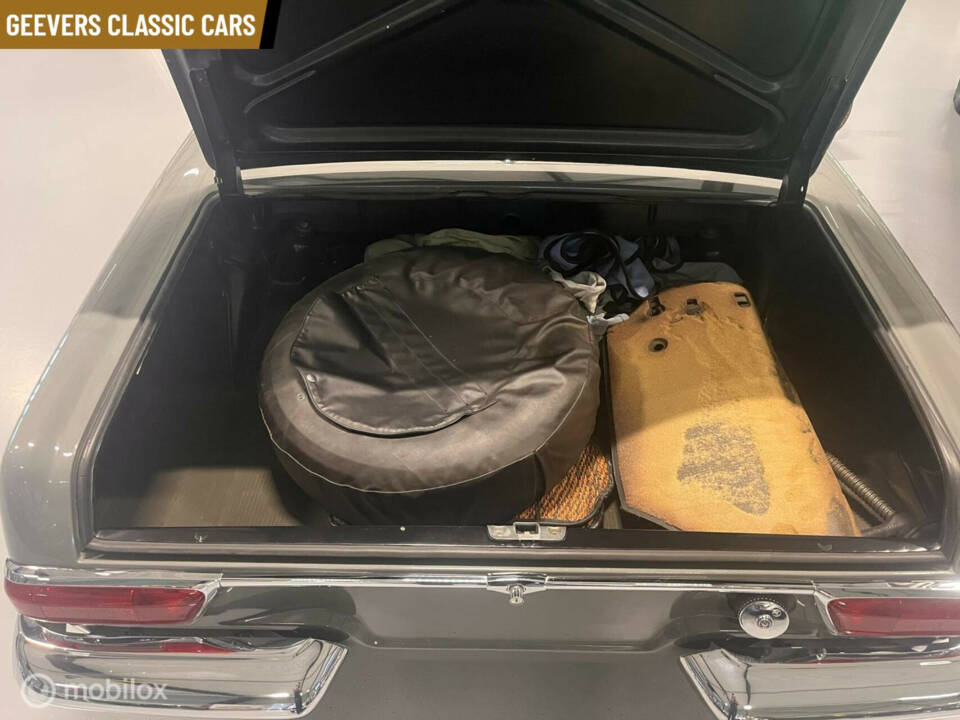 Immagine 22/33 di Mercedes-Benz 280 SL (1968)