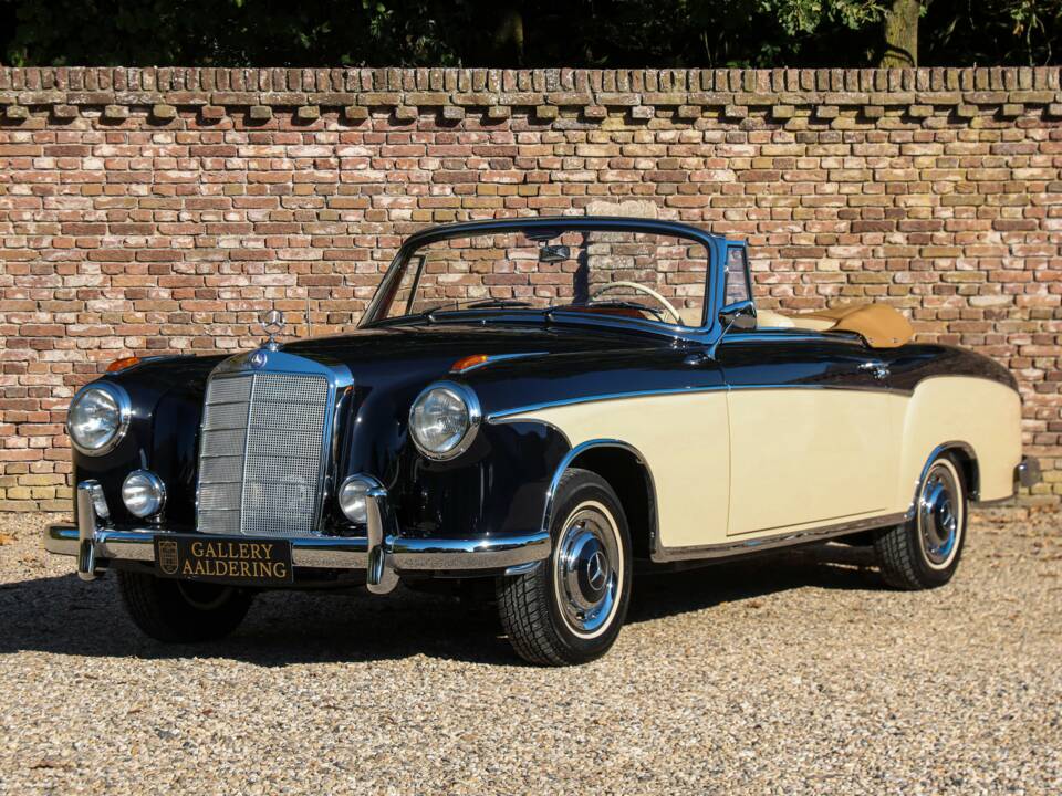 Imagen 18/50 de Mercedes-Benz 220 S Cabriolet (1956)