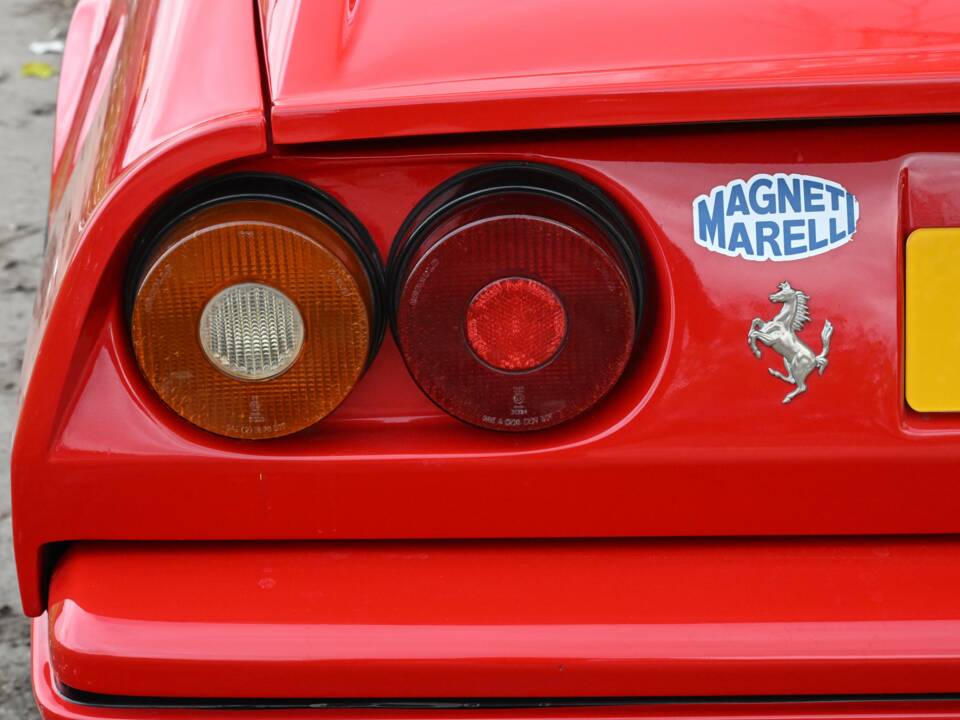 Imagen 10/28 de Ferrari 328 GTB (1989)