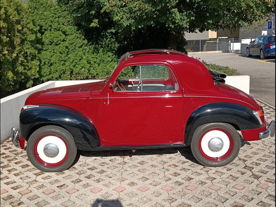 Imagen 2/25 de FIAT 500 C Topolino (1950)